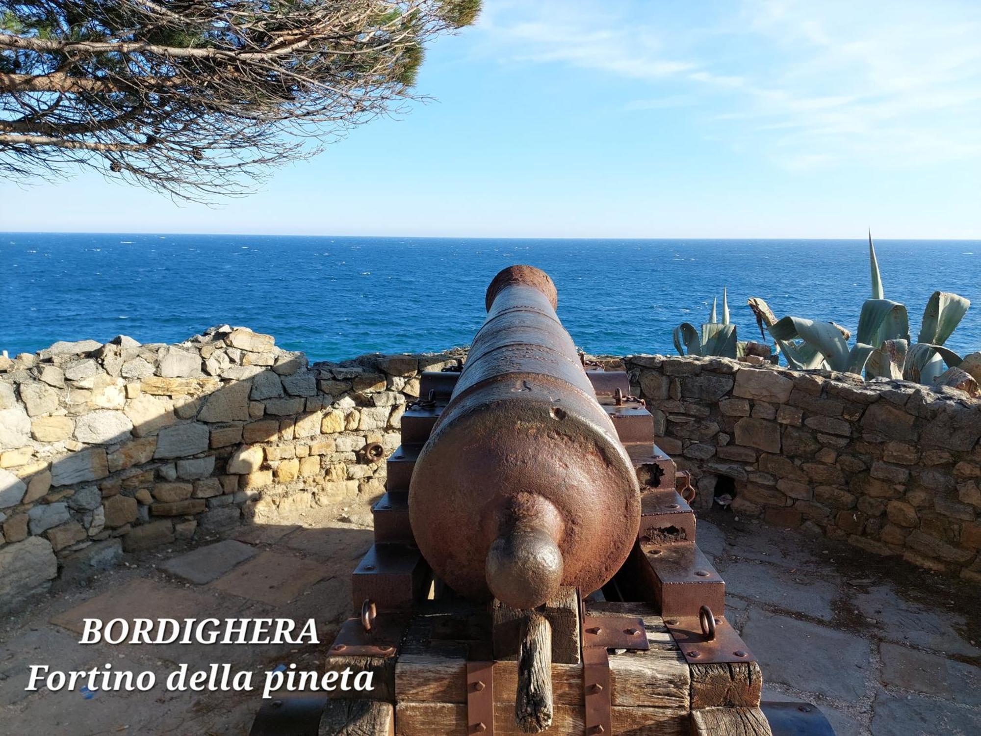 Emozioni Casa Vista Mare Bordighera Exterior foto